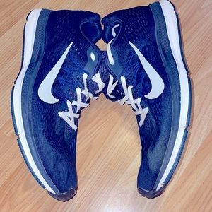 Nike Zoom WINFLO 5 like new size 10.5